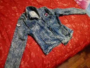 Campera de jean elastizada