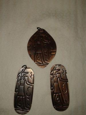 Dijes (3) Colgante Figura De Faraon Cobreado 7 Cm Largo