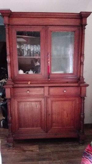 MUEBLE ANTIGUO MACIZO