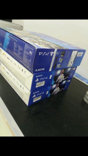 Playstation 4 slim 500b