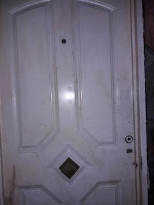 Vendo puerta de chapa doble inyectada