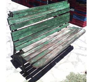 Antiguos Muebles de Colegio