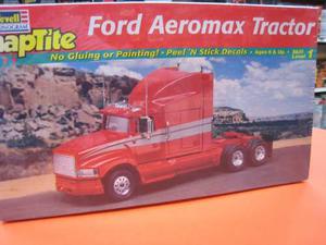 Revell Ford Aeromax Tractor Escala 1/32 Para Armar