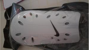 Vendo caniggeras nike