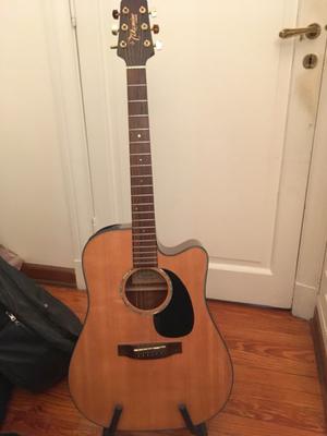 Guitarra electro acústica Takamine eg340sc