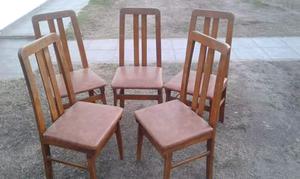 Mesa y cinco sillas