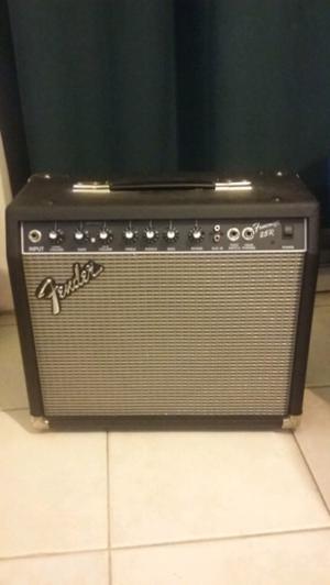 Vendo Amplificador Fender Frontman 25R