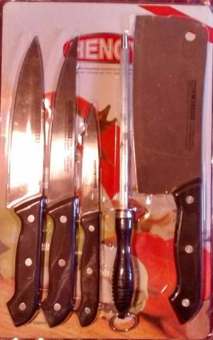 set tabla de picar + 4 cuchillos + chiara