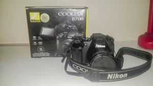 Cámara Nikon Coolpix B700