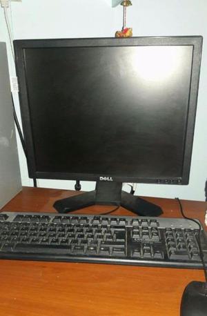 Vendo monitor, teclado y mouse