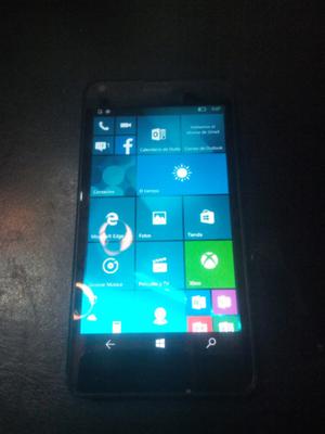 Teléfono Lumia 640 libre