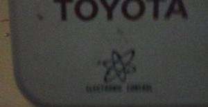 Vendo Maquina de Coser Toyota Knitax mod 