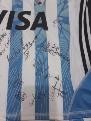 Camiseta autografiada Las Leonas!