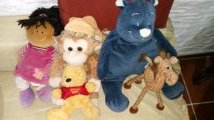 Lote 5 peluches.
