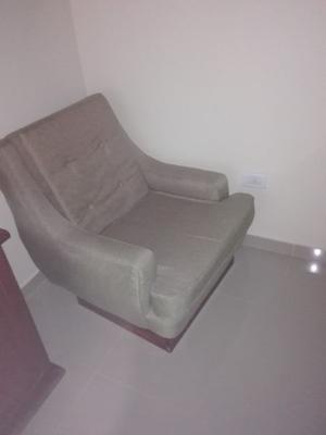 Vendo Sillones 4 cuerpos y dos individuales