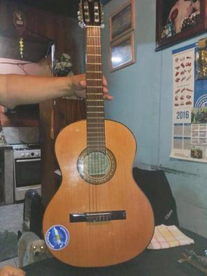 Vendo guitarra electro acustica criolla