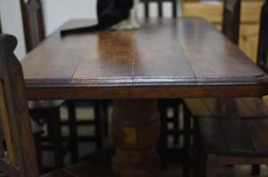 Mesa de algarrobo de 2mts x 0.90 mts con 8 sillas