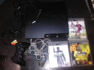 Playstation 3 con dos controles y 3 juegos