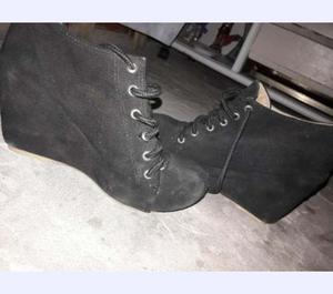 Zapatos gamuzados negros