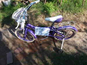 bicicleta de nena en buen estado
