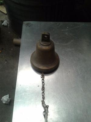 campana de bronce