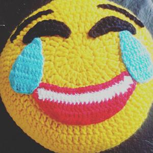 Almohadon Emoticón crochet