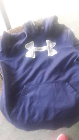 Buzo under armour original comprado en solo deportes