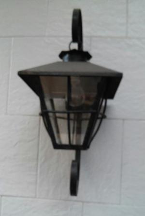 Farol Con Mensula Y Vidrios 2