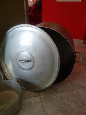 OLLA NRO 60 DE ALUMINIO BUEN ESTADO