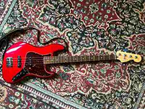 Fender Jazz Bass Deluxe (activo - Cuerdas Nuevas!!!)