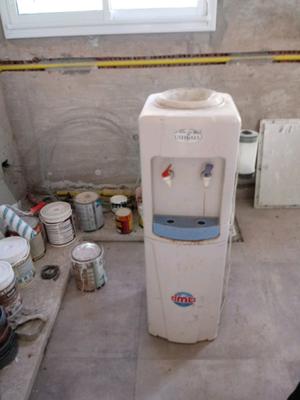 Dispenser agua fria y caliente