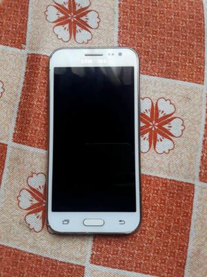 Samsung galaxy j2 claro con funda