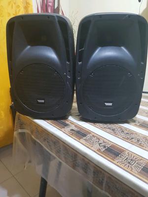 VENDO PARLANTES NOVIK $ LOS 2