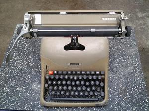 Máquina Escribir Olivetti