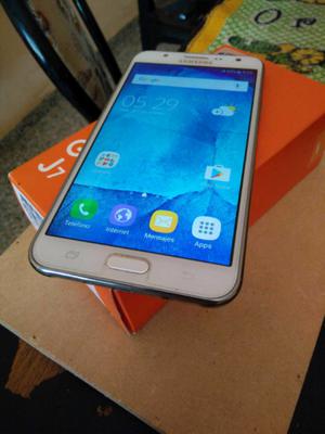 Samsung j7 impecable en caja