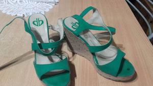 Sandalias de color verde