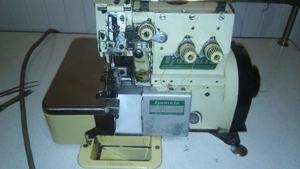 Vendo overlock usada