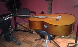 Guitarra electroacustica nylon Yamaha cx 40