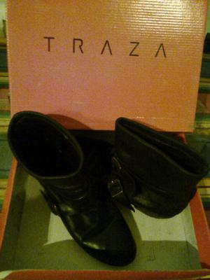 BOTAS CUERO TRAZA CASI NUEVAS Nº 40....GRAN OFERTA..!!