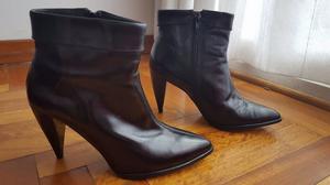 Botas de Cuero Negras