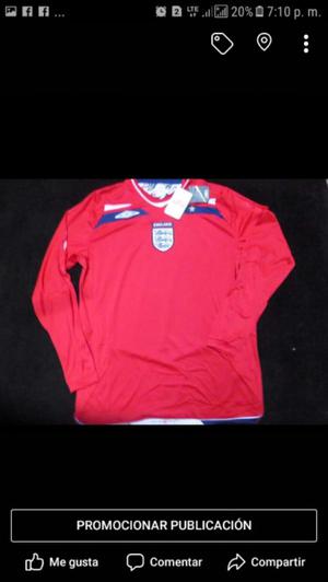 Camiseta original umbro selección de Inglaterra  mangas