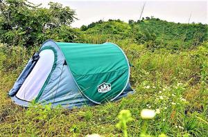 Carpa Autoarmable para 2 Personas + colchon Inflable.