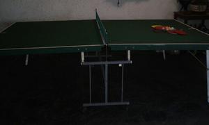Mesa de ping pong excelente completa