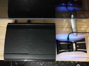 PS3 Slim completa, como nueva.