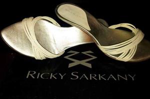 Sandalia blanca Nº  Ricky Sarkany con accesorio