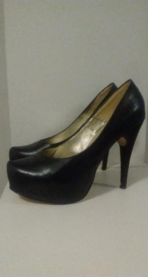 Stiletto de mujer