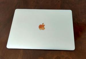 Macbook Pro 13, 8gb Ram 256gb I5 Modelo 