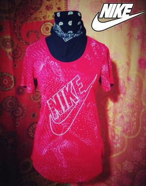 Remera BF Burnout Glitch Mujer NIKE