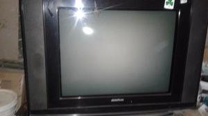 Vendo tv $800