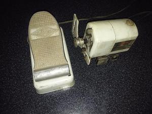 pie y motor eléctrico para maquina de coser